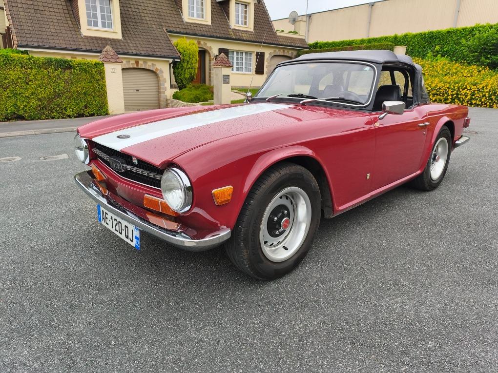 TRIUMPH TR6 CARBU - 1971 LesAnciennes.com