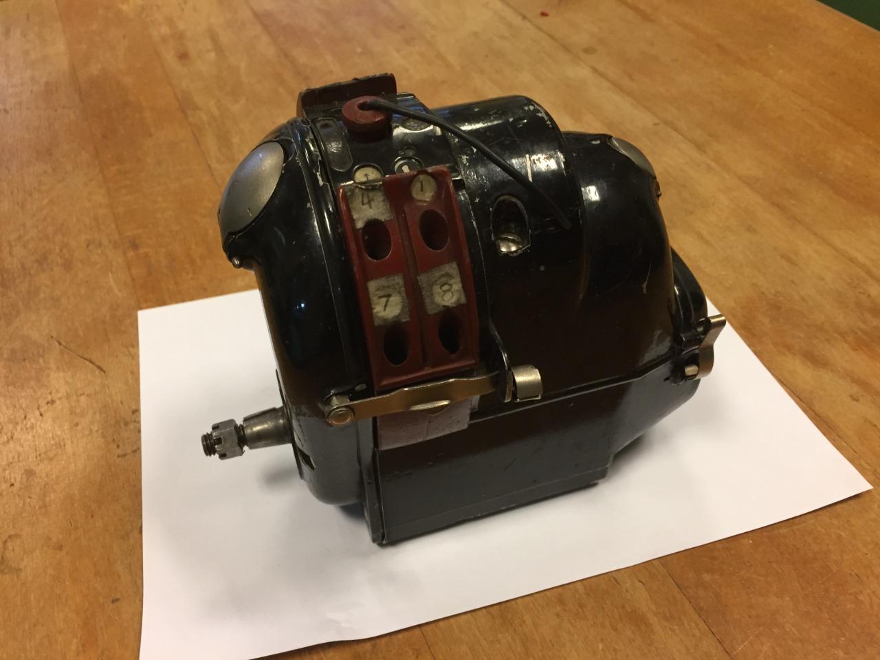 BUGATTI Magneto MN8 Magnéto Scintilla LesAnciennes.com