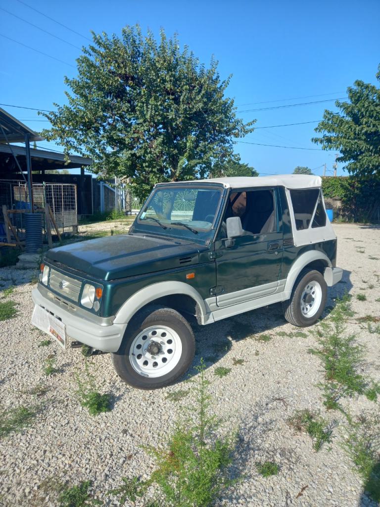 SANTANA cab - 2001 LesAnciennes.com