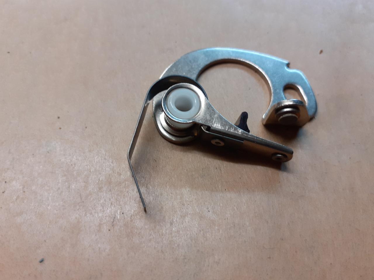Platine RENAULT 4L (R4L) LesAnciennes.com