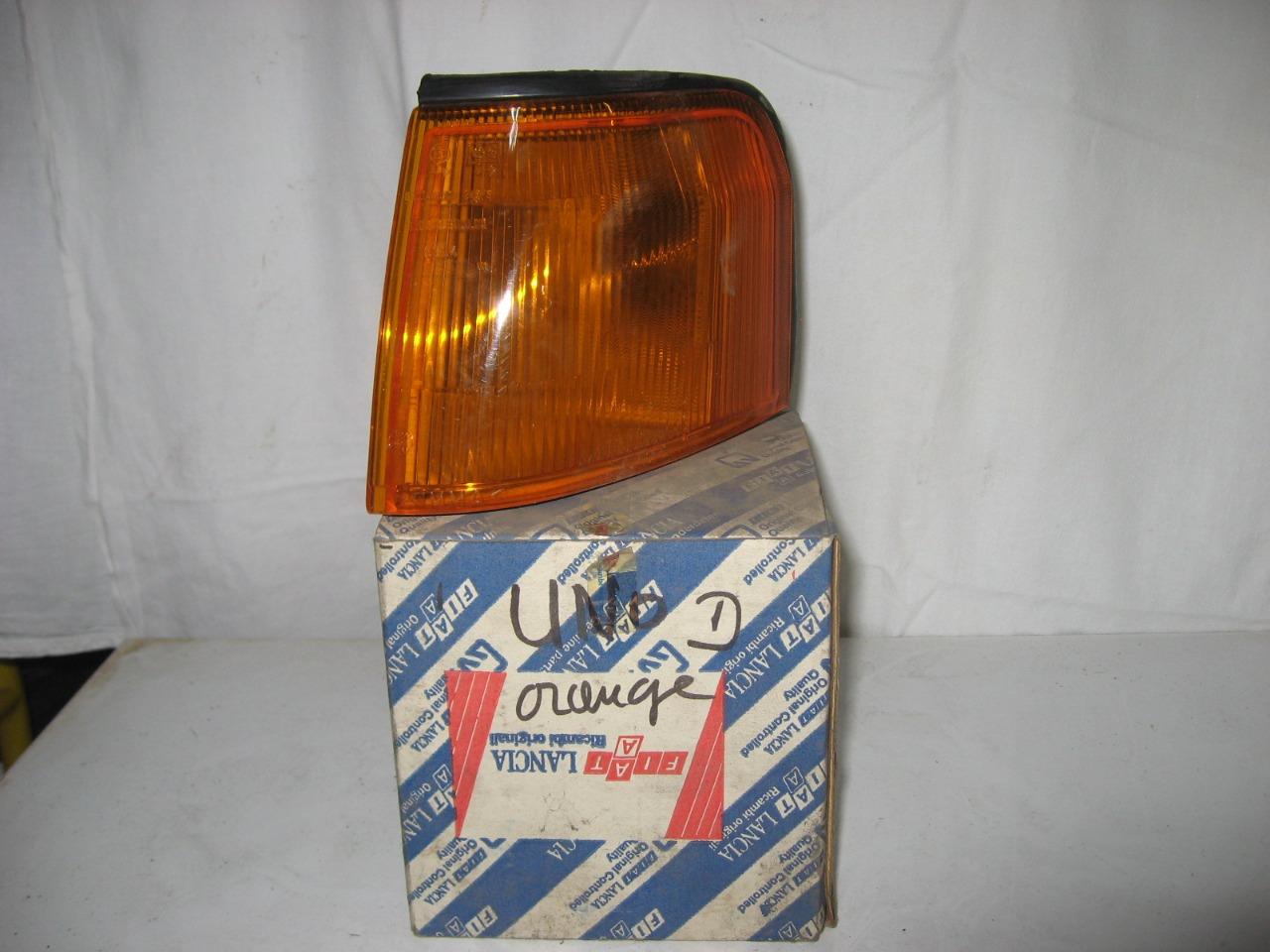 Clignotant FIAT Uno LesAnciennes.com