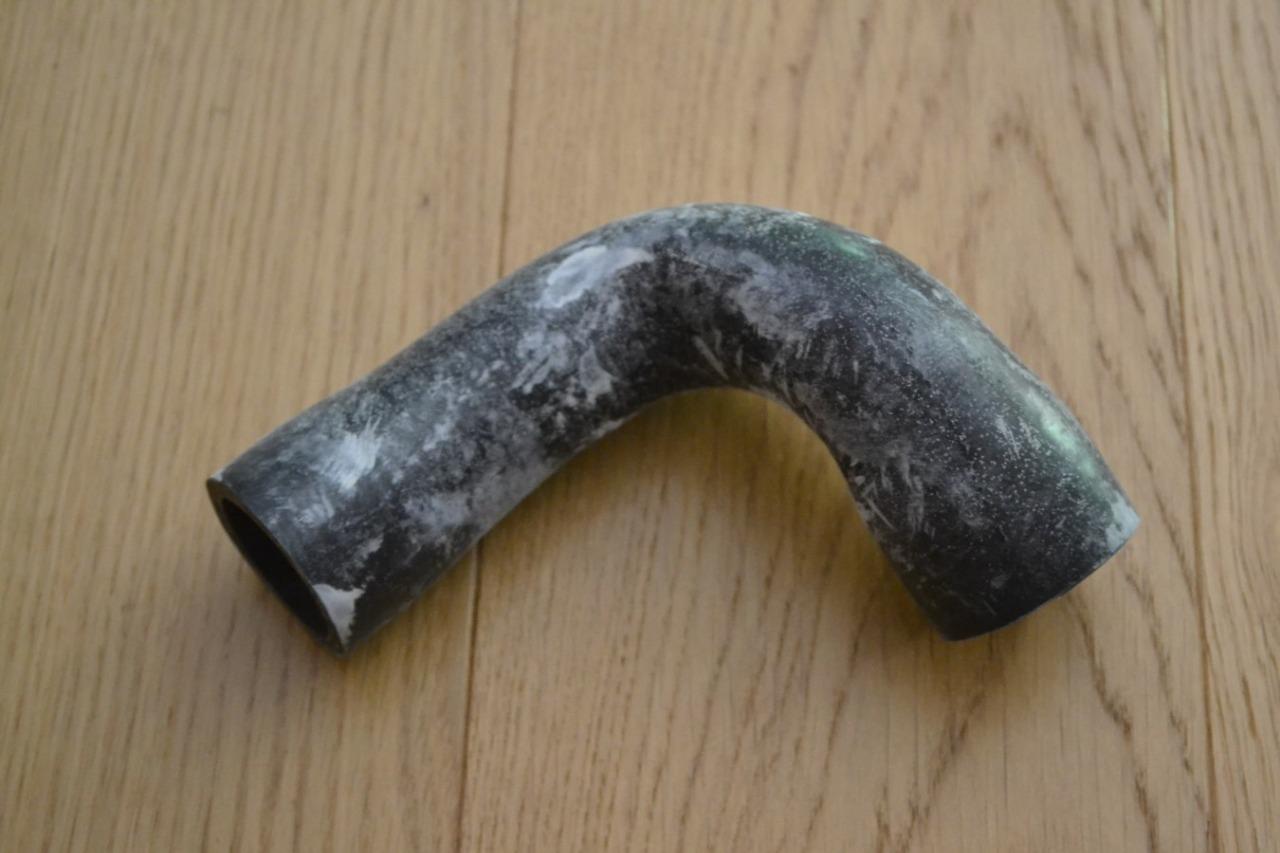 Durite inférieure radiateur PEUGEOT 404 LesAnciennes.com