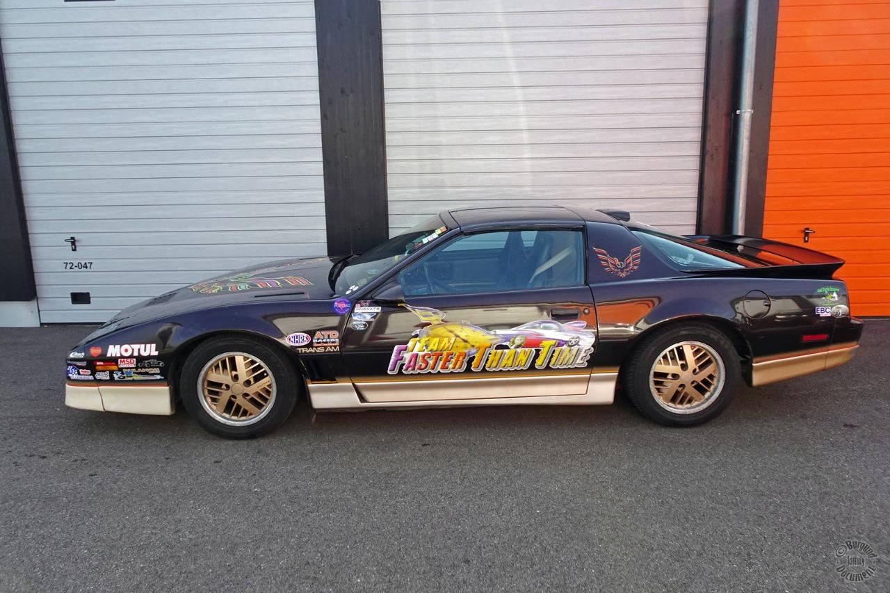 PONTIAC Firebird TransAm - 1986 LesAnciennes.com