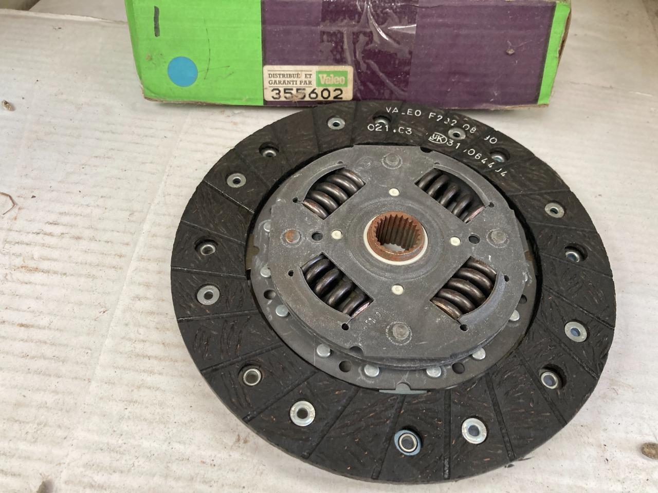 Disque embrayage OPEL Kadett D 1600 S LesAnciennes.com