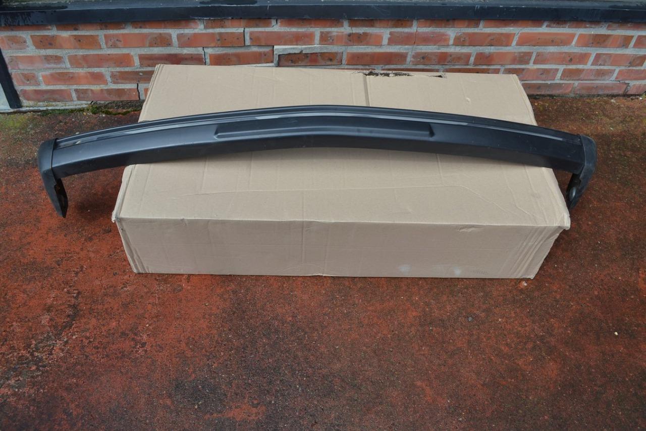 Pare-chocs AV, peint, PEUGEOT 305, neuf LesAnciennes.com