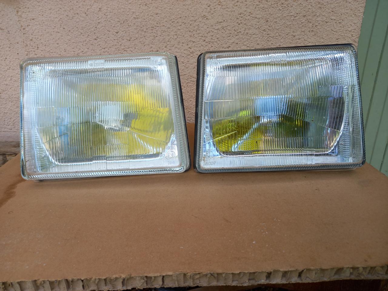 Phares FIAT Uno 1 et 2 LesAnciennes.com