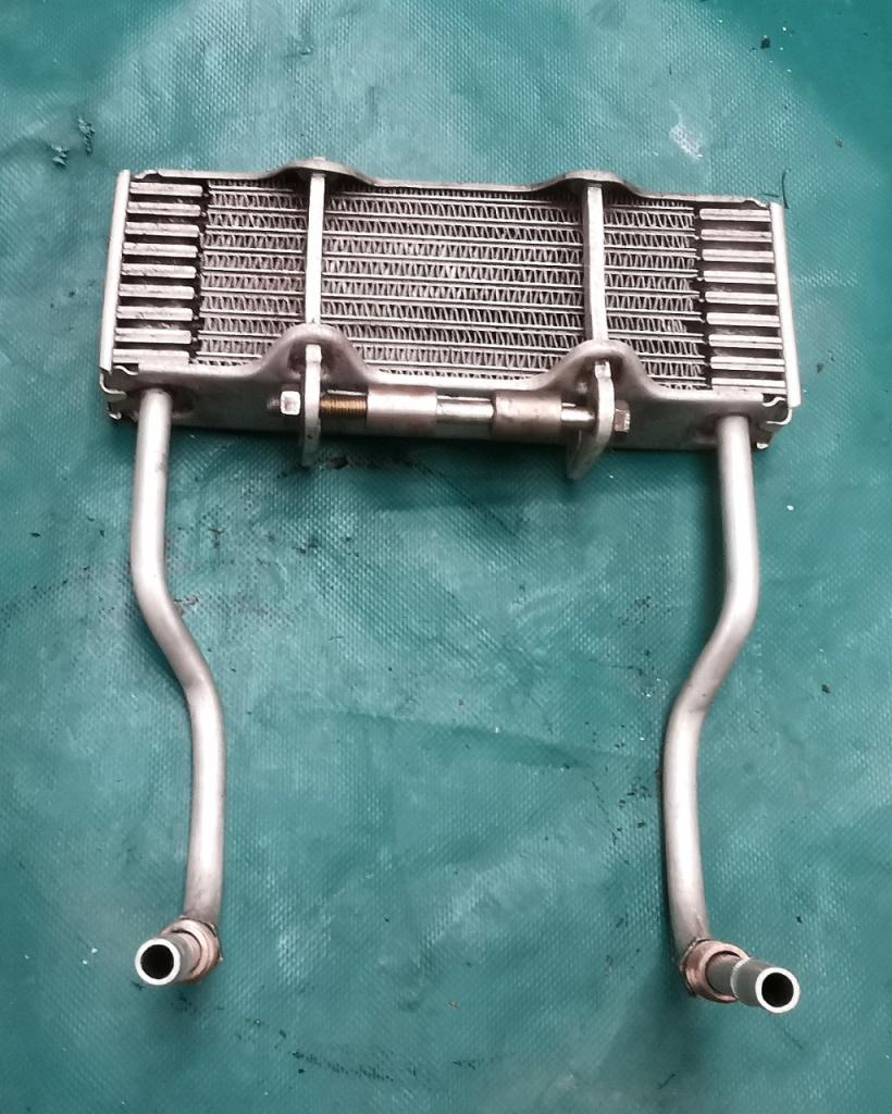 Radiateur d huile+ accessoires CITROEN 2CV LesAnciennes.com