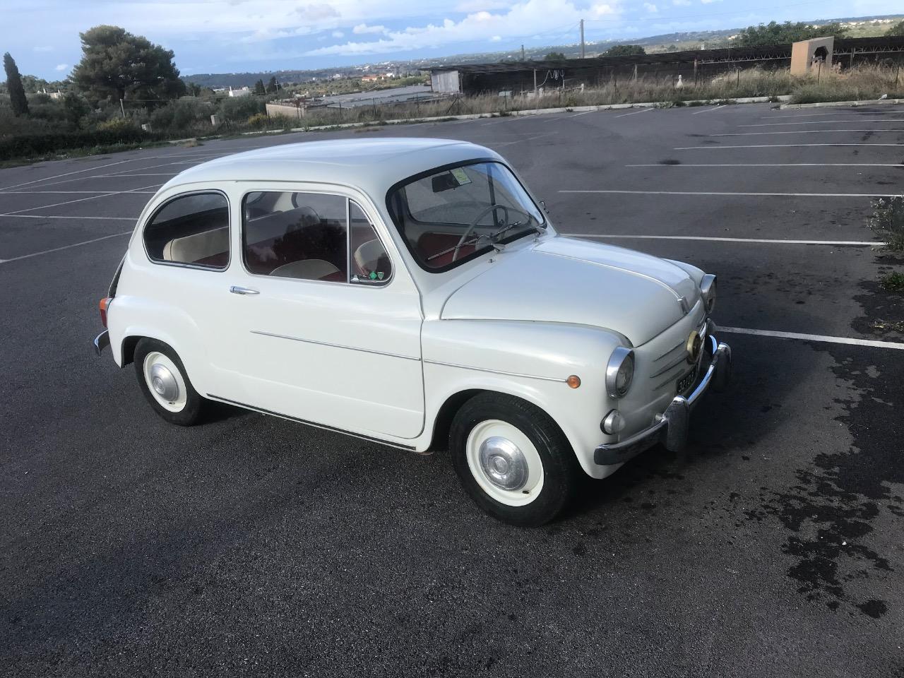 FIAT 600 Modèle 750 - 1964 LesAnciennes.com