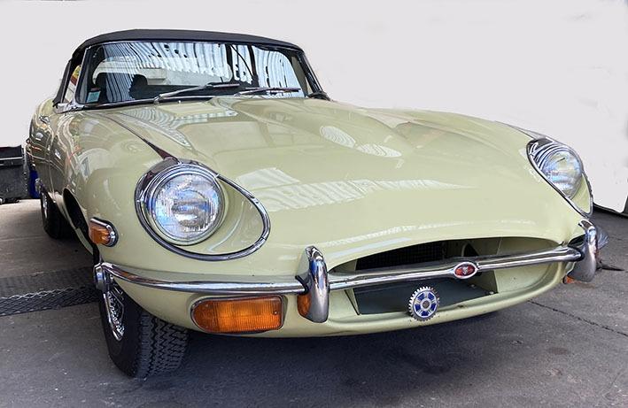 JAGUAR Type E Cabriolet serie 2 - 1970 LesAnciennes.com