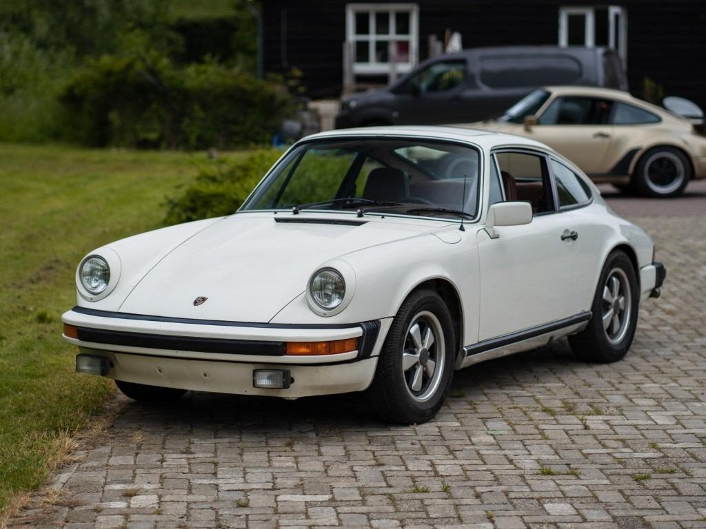 PORSCHE 911 S - 1976 LesAnciennes.com