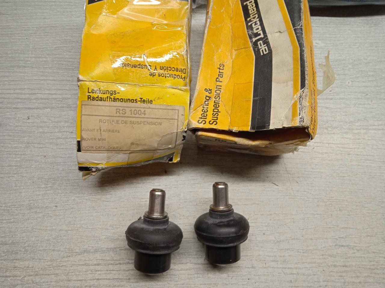 RS1004 PAIRE ROTULES DE SUSPENSION AUSTIN ROVER MI LesAnciennes.com