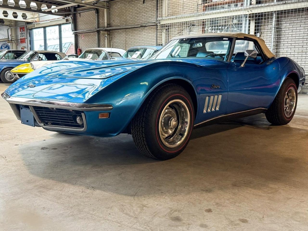 CHEVROLET Corvette C3 - 1969 LesAnciennes.com