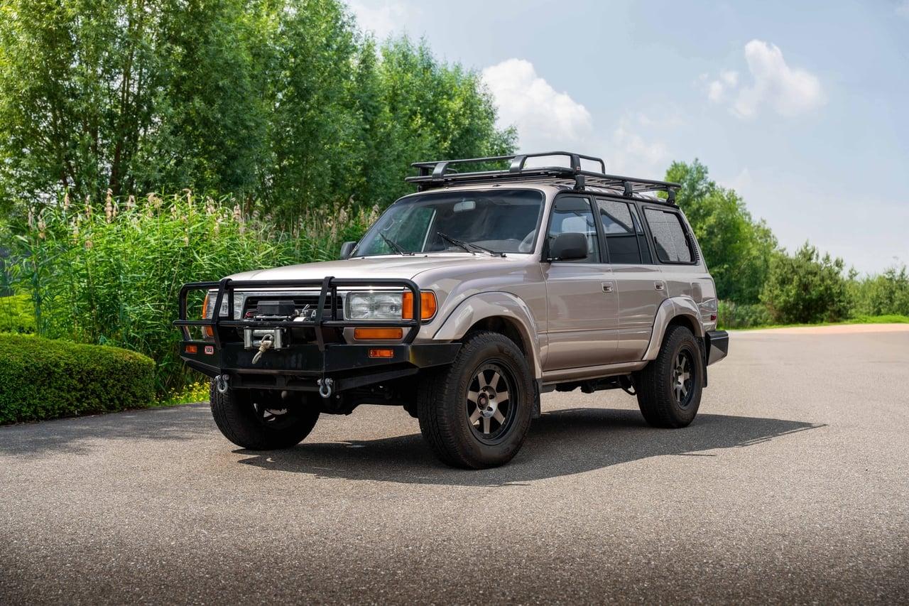 1992 Toyota Land Cruiser FJ80 LesAnciennes.com