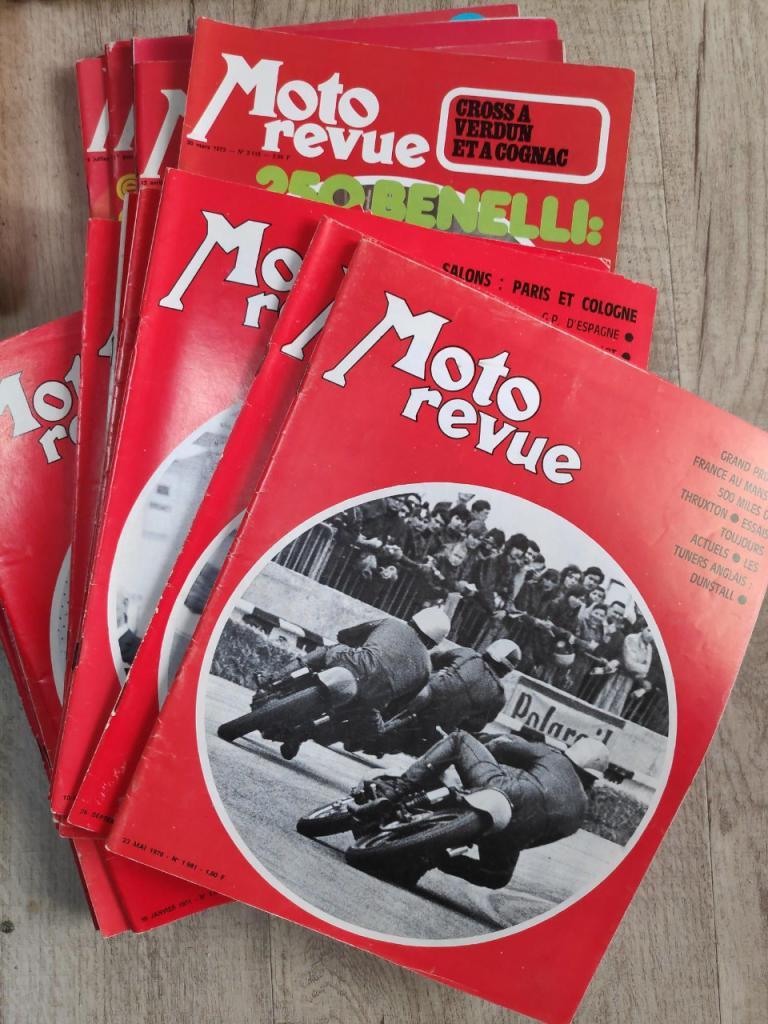 Gros lot 88 moto revues vintage LesAnciennes.com