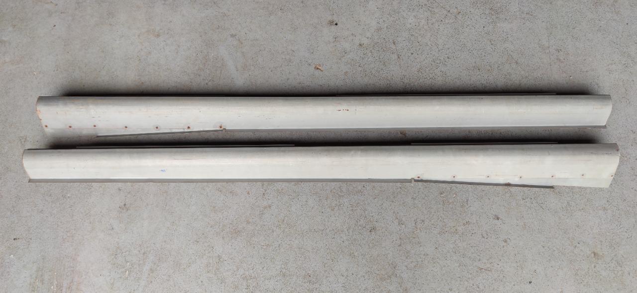 Bas de caisse adaptables RENAULT 8 (R8) R10 LesAnciennes.com