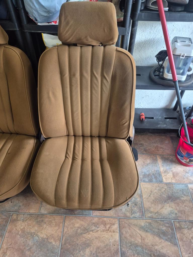 Siège PEUGEOT 604 Turbo d LesAnciennes.com