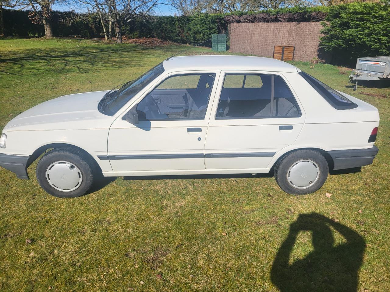 PEUGEOT 309 Profil - 1991 LesAnciennes.com