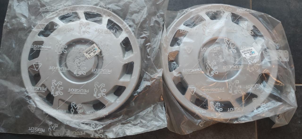 Enjoliveurs de roues PEUGEOT 309 série 2 LesAnciennes.com