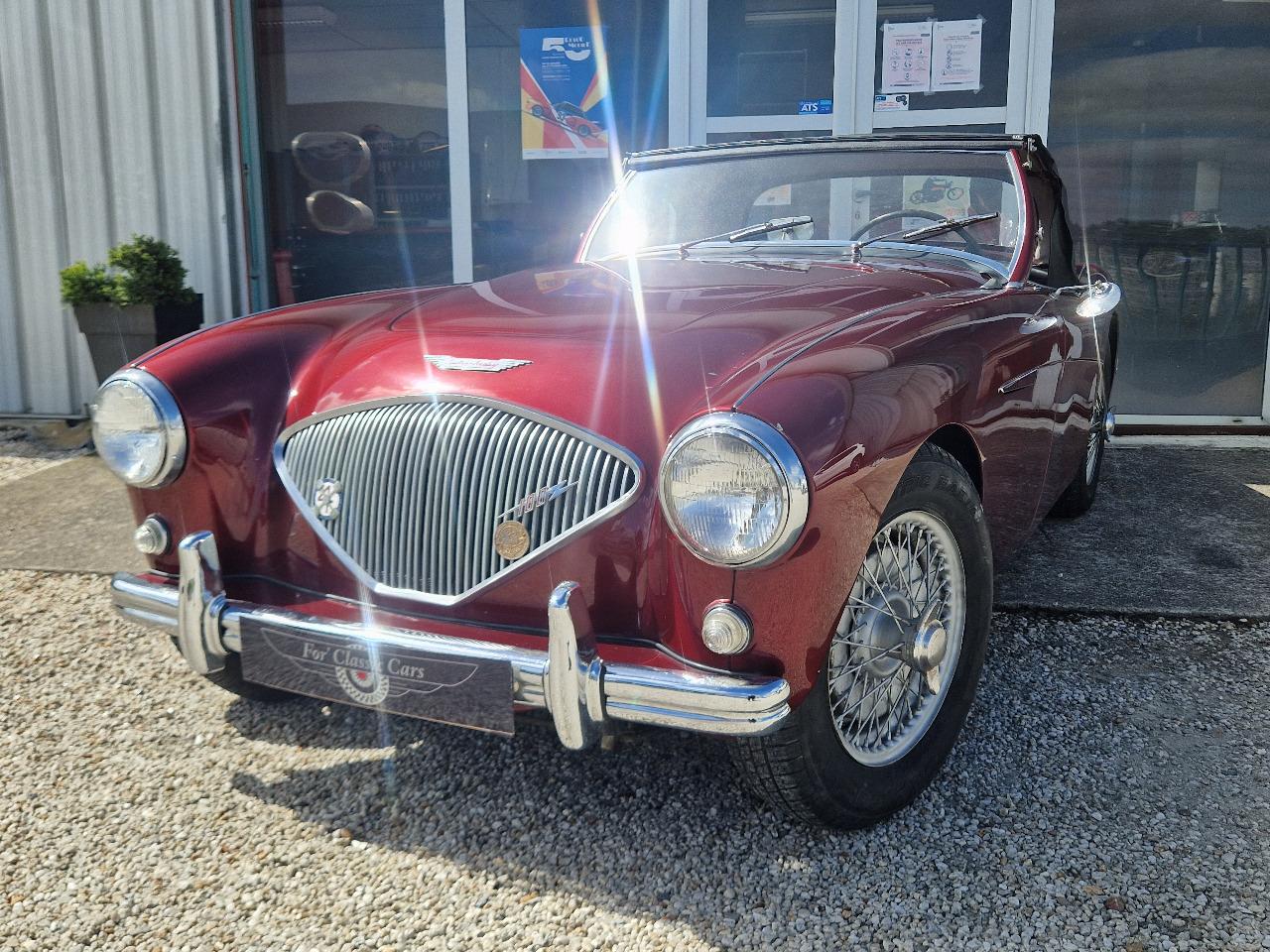 AUSTIN HEALEY 100 BN2 - 1956 LesAnciennes.com