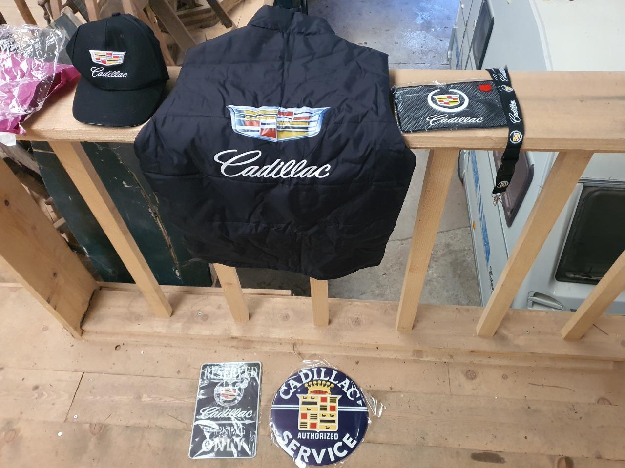 Collection cadillac LesAnciennes.com