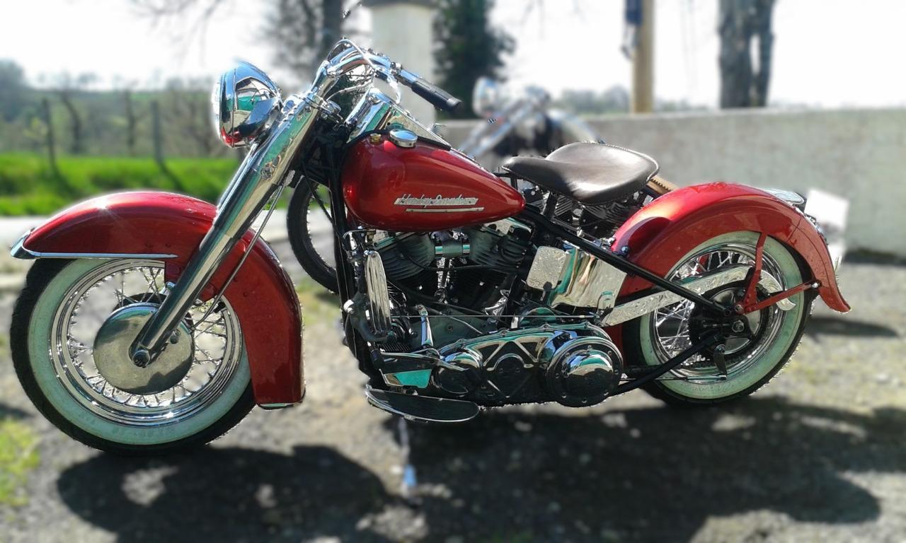 HARLEY DAVIDSON Hydra Glide - 1952 LesAnciennes.com