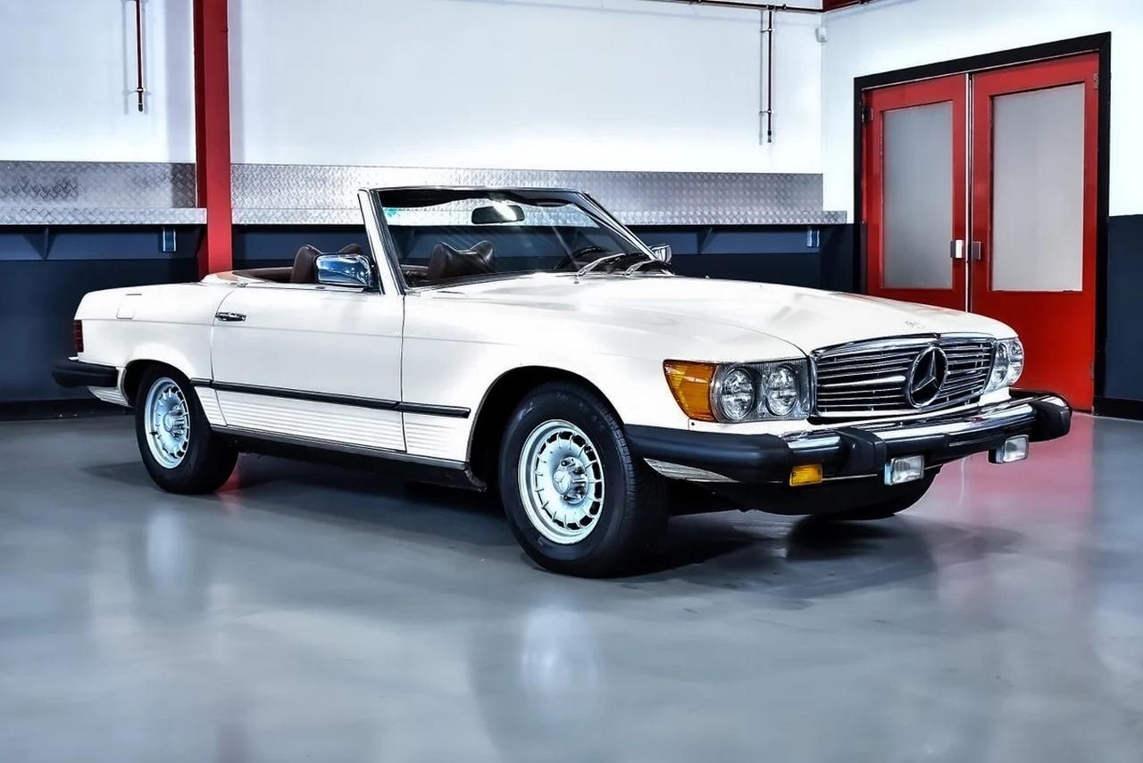 1979 Mercedes-Benz R107 450SL Convertible 4,5L V8 LesAnciennes.com