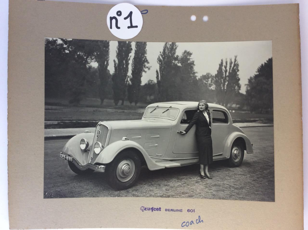 Photo PEUGEOT 601 Coach Aérodynamique LesAnciennes.com