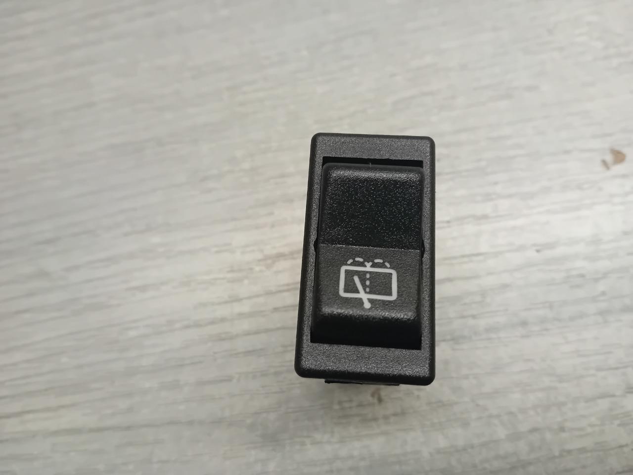 5971072 INTERRUPTEUR ESSUIE GLACE FIAT PANDA 30 45 LesAnciennes.com