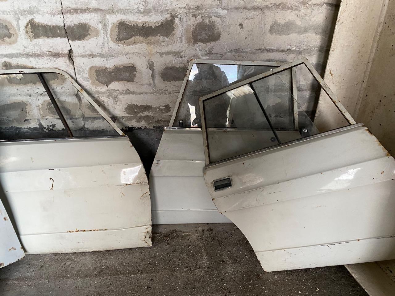 Portes CITROEN Ami 8 LesAnciennes.com