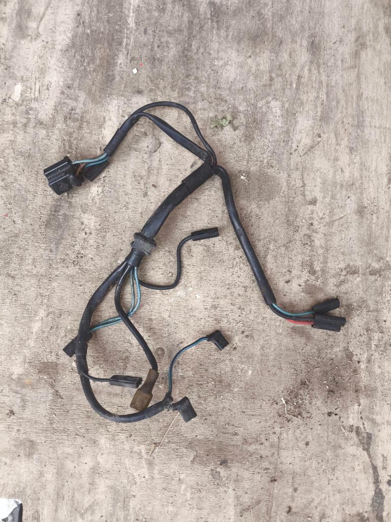 Pièces BMW /7 RS RT S CS...... LesAnciennes.com