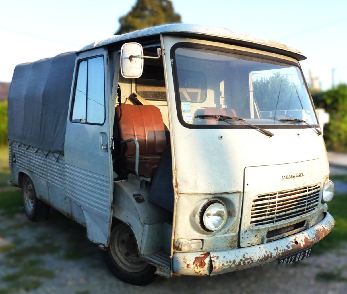 PEUGEOT J7 Pick-up - 1973 LesAnciennes.com