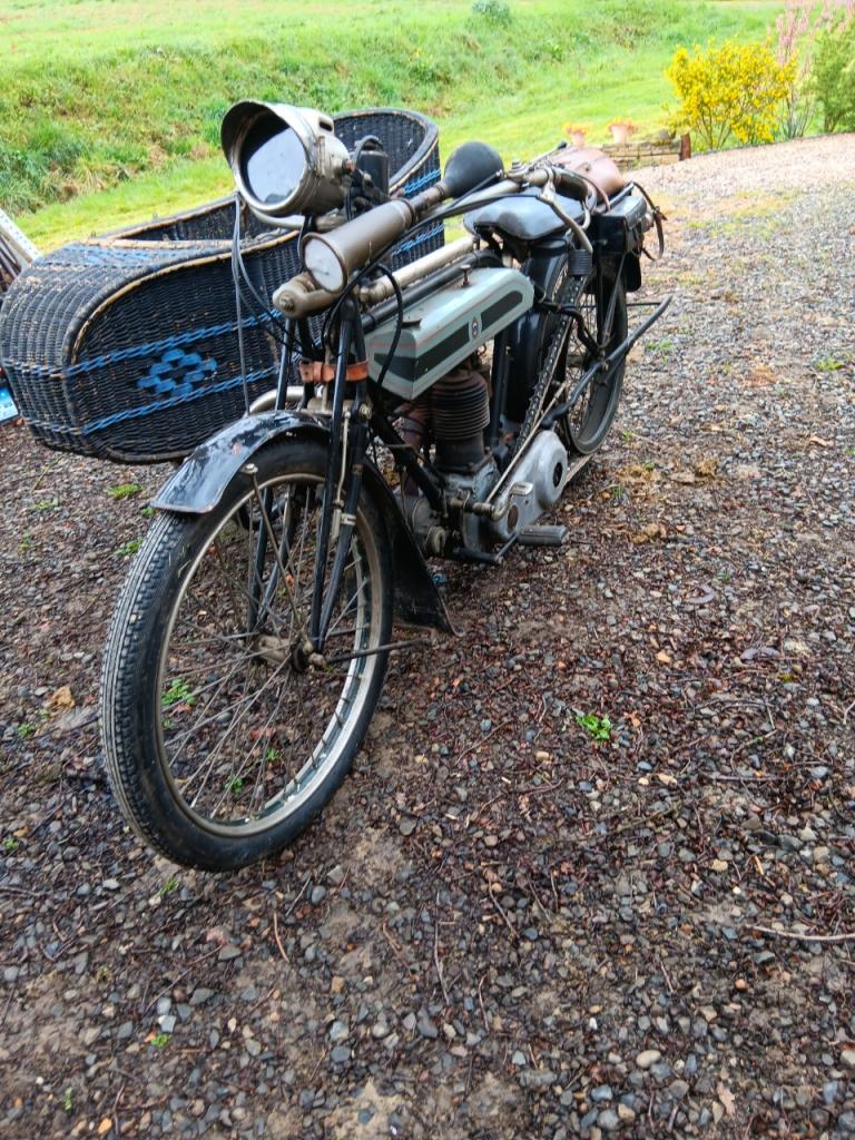 TRIUMPH h side car - 1919 LesAnciennes.com