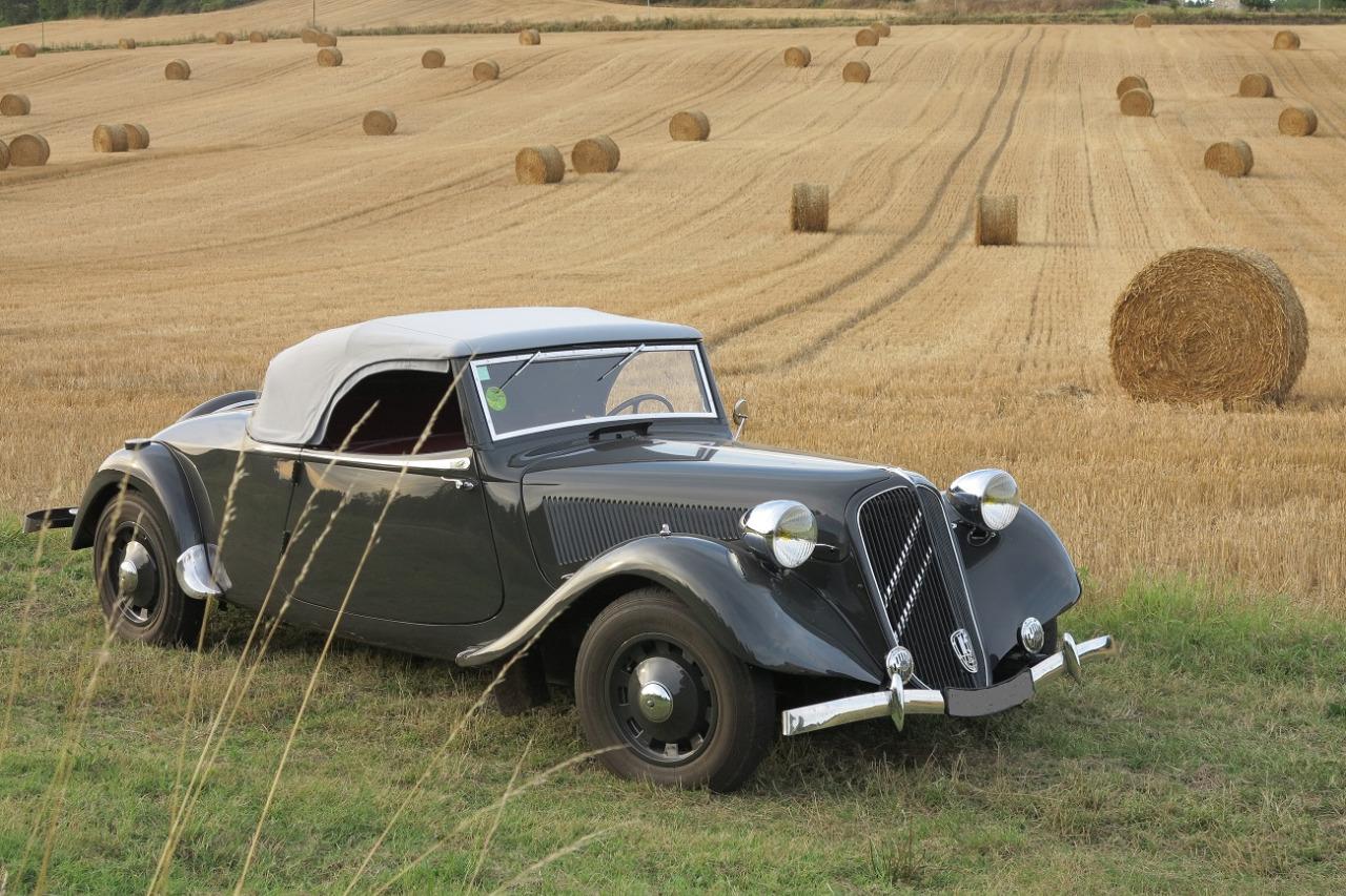 CITROEN Traction 15/6 D - 1951 LesAnciennes.com
