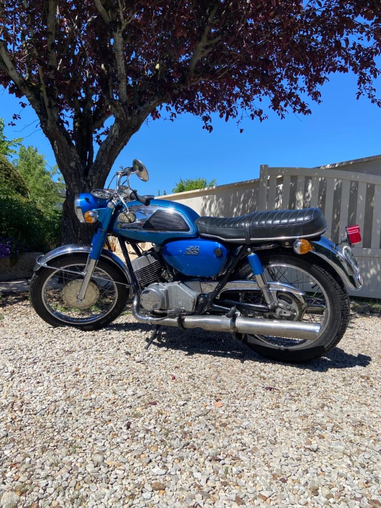 YAMAHA YR5 350 YR2 350 - 1969 LesAnciennes.com