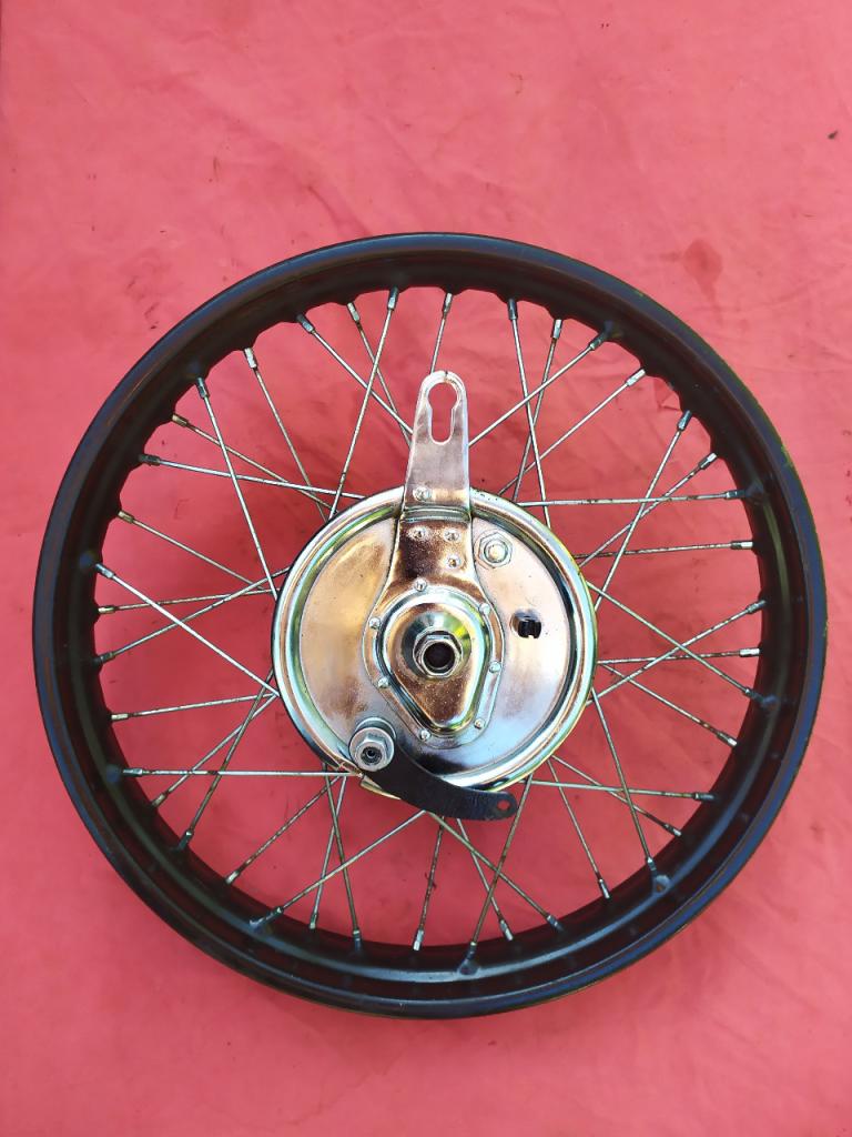 Roue avant complète BSA 500 M20 WDM20 M21 M22 LesAnciennes.com