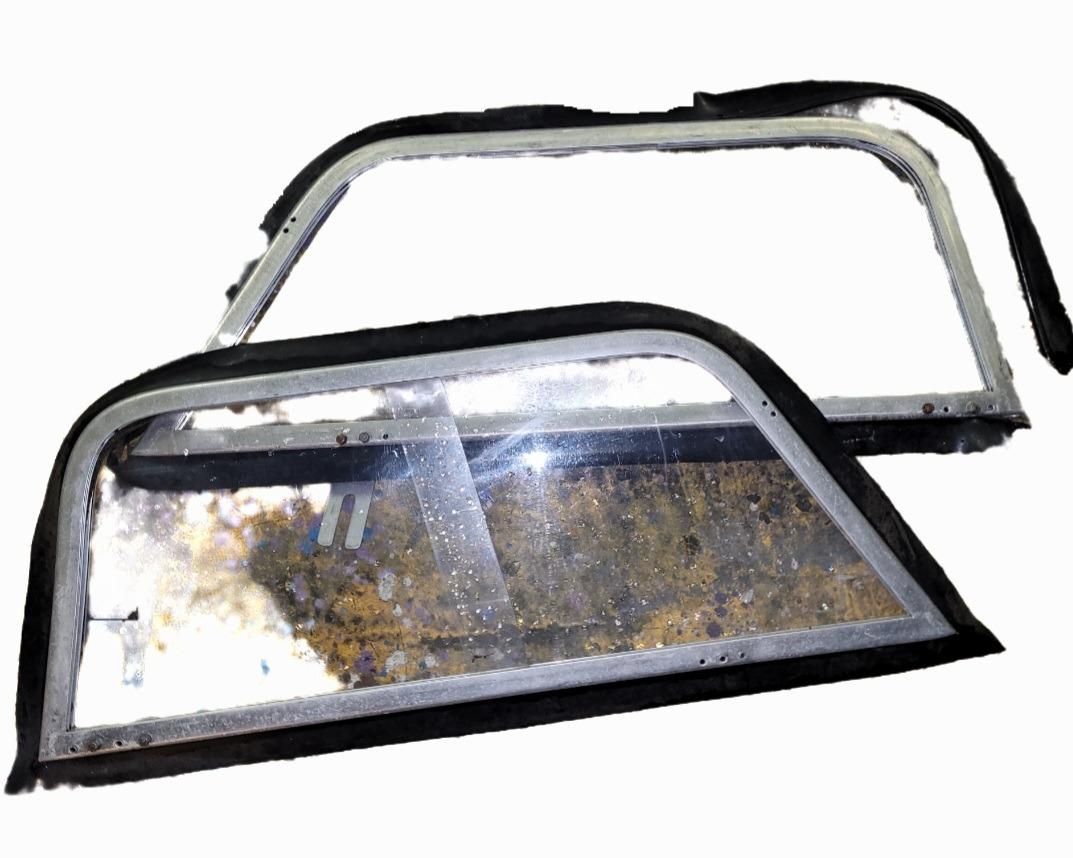 SIDESCREEN MG MGA 1500 et 1600 LesAnciennes.com