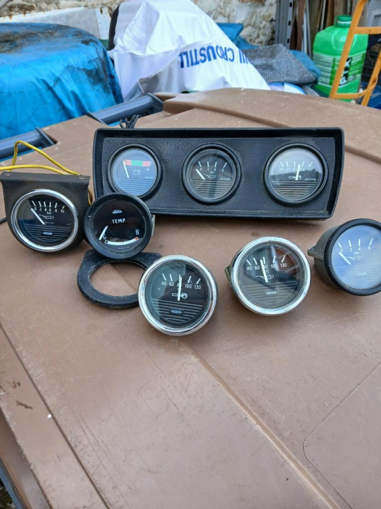 Manomètre RENAULT R8 GORDINI LesAnciennes.com