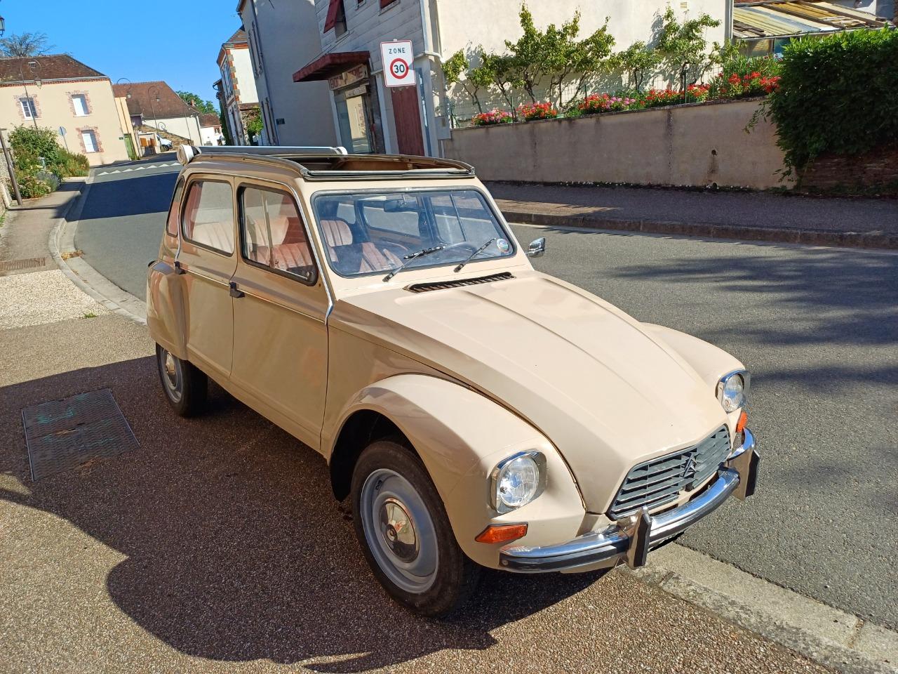 CITROEN Dyane 6 - 1974 LesAnciennes.com