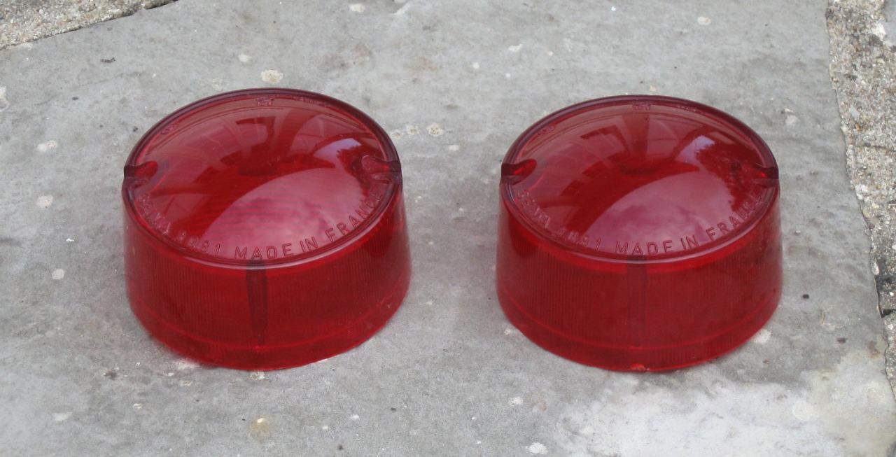 Paire de Cabochons de Feux AR MATRA 530 ou Saviem LesAnciennes.com
