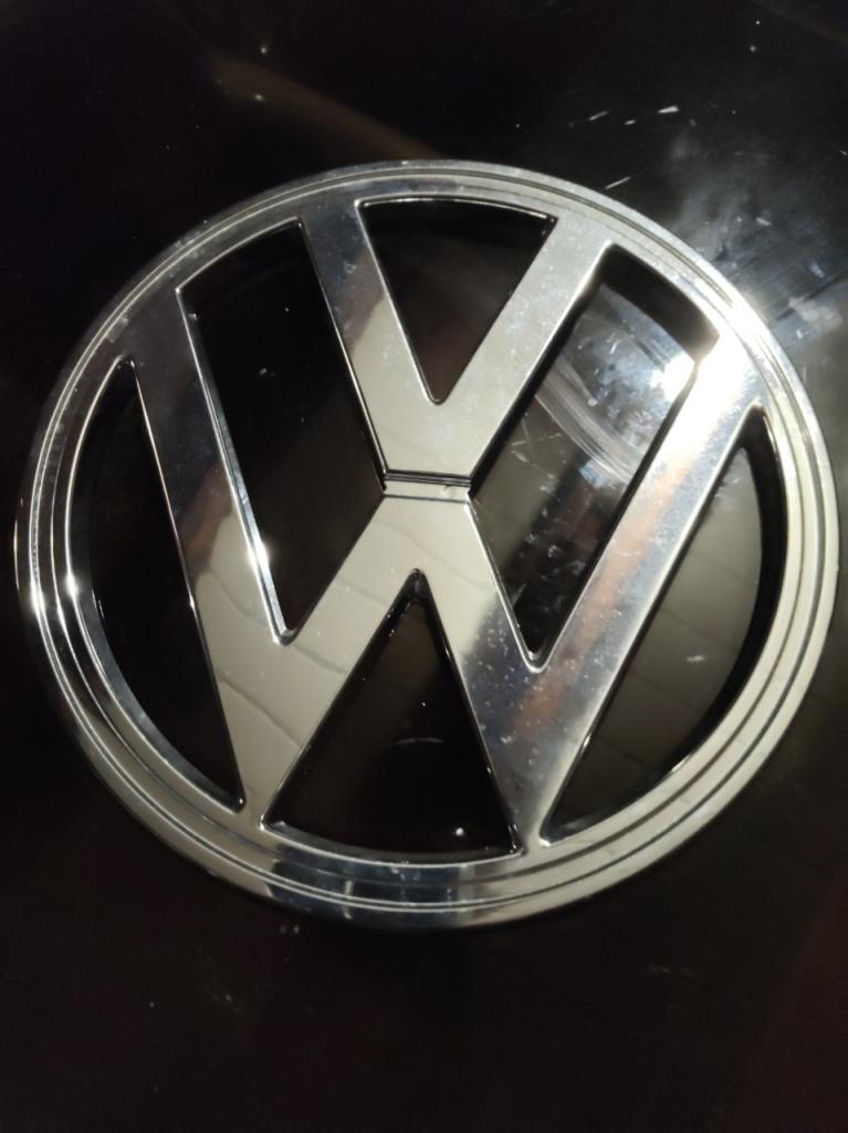 Sigle avant VW pour VOLKSWAGEN Combi LesAnciennes.com