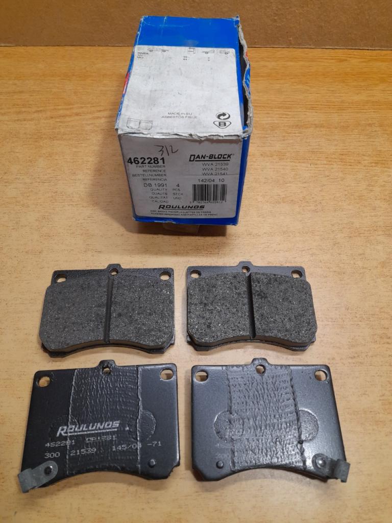 Plaquettes de Frein Avant Mazda 323 MX3 LesAnciennes.com