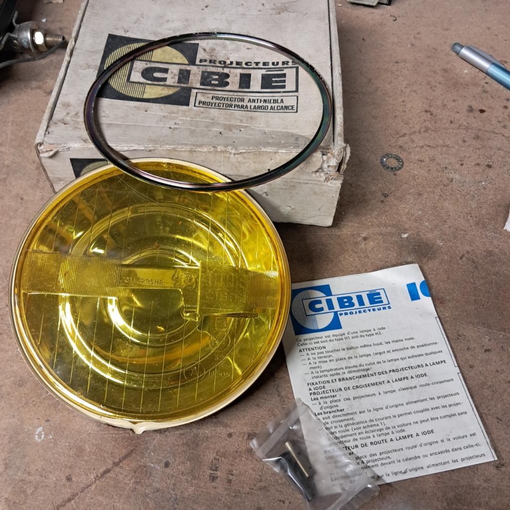 Optique de phare Cibié 45 Longue portee neuf LesAnciennes.com