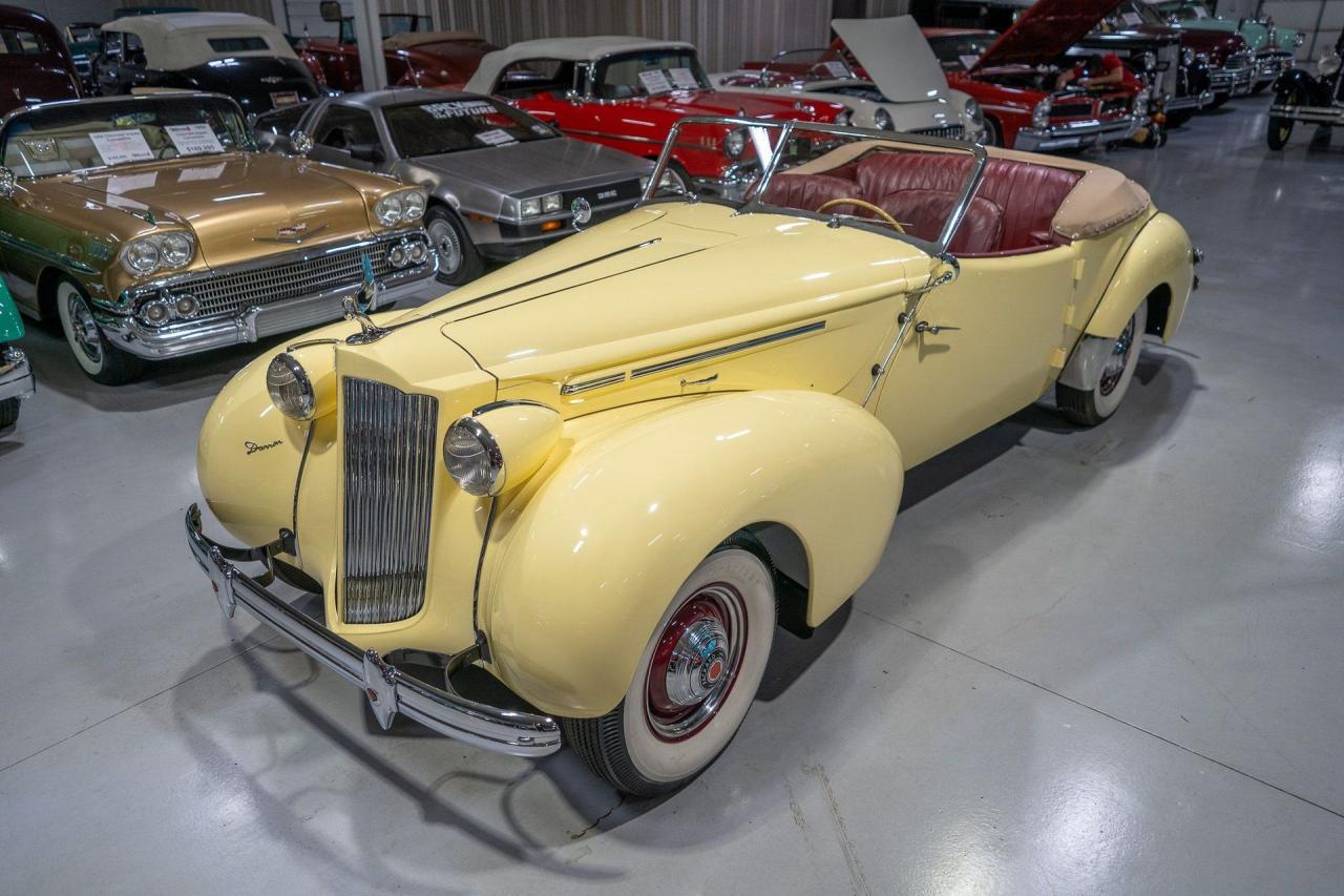 1939 Packard Series 1701 One-Twenty Darrin LesAnciennes.com