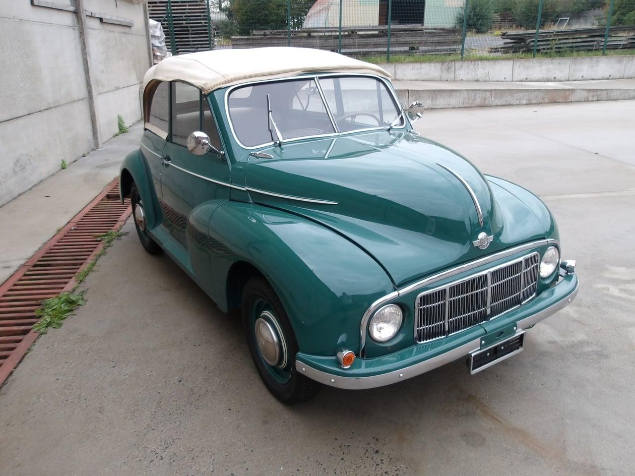 1950 Morris Minor Convertible 'Lowlight' 918cc LesAnciennes.com