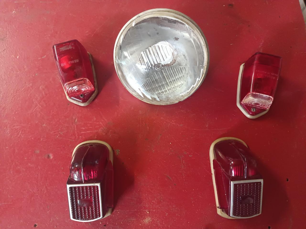Phare et feux CITROEN 2CV AZA 6 Volts LesAnciennes.com