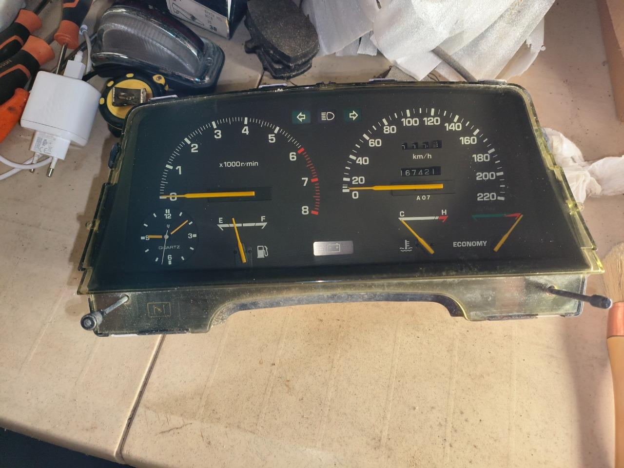 Compteur TOYOTA Celica TA60 LesAnciennes.com