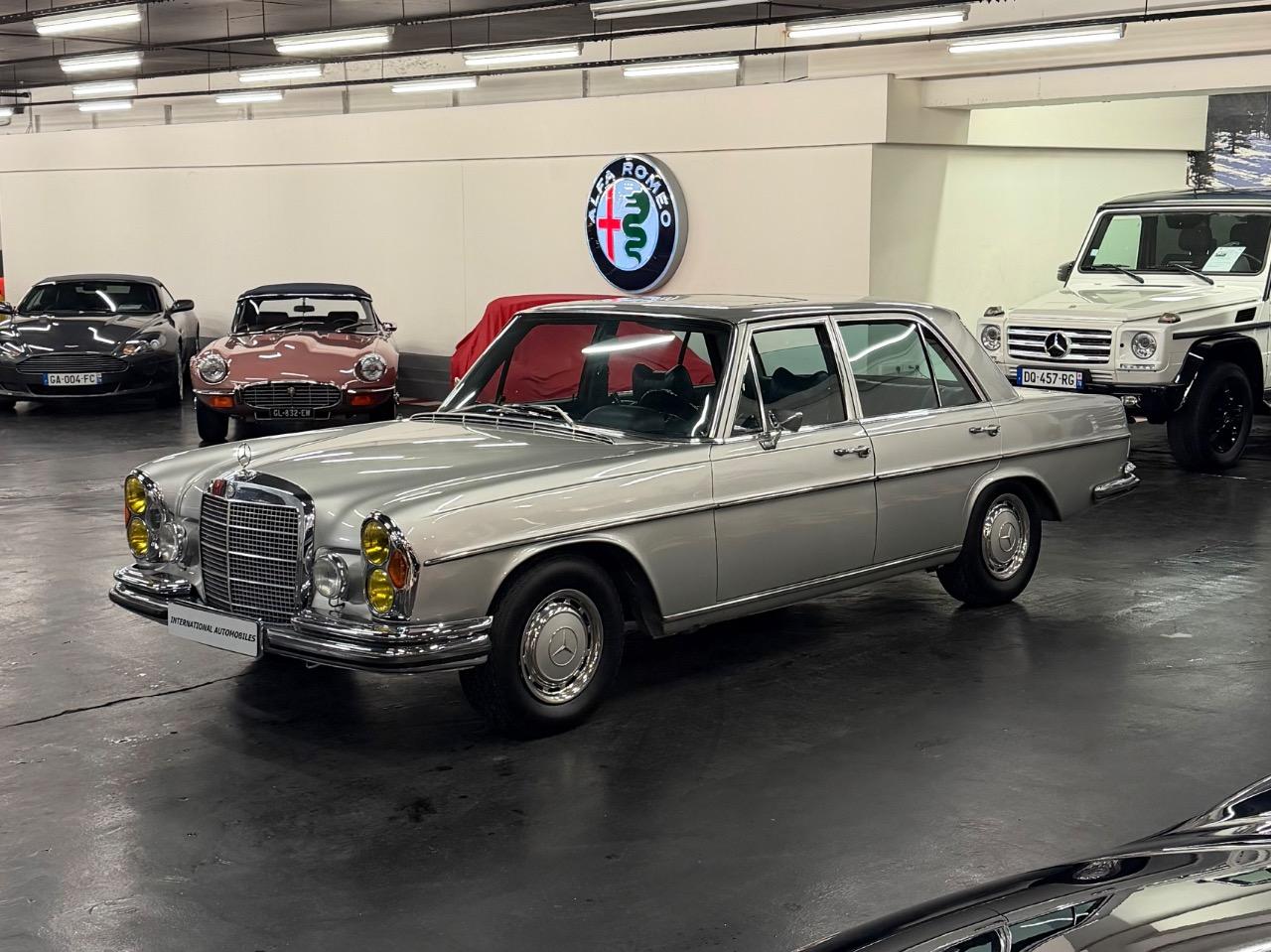 MERCEDES 280 SE 3.5 - 1971 LesAnciennes.com