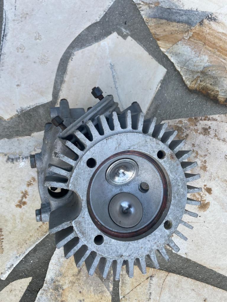 Culasse moto GUZZI LesAnciennes.com