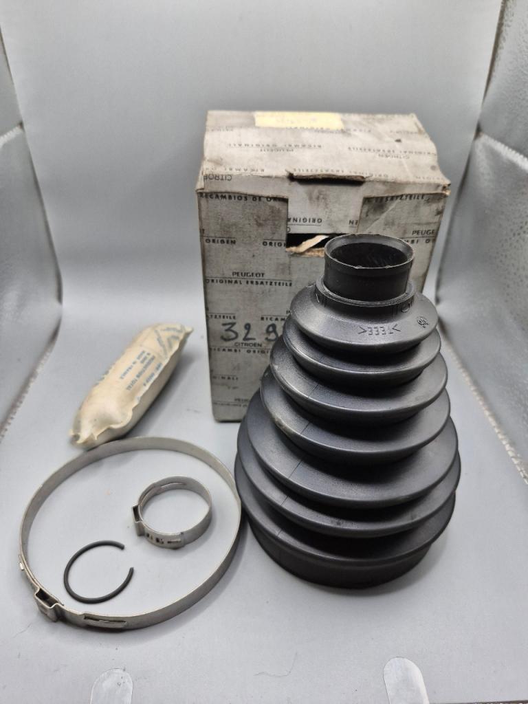Soufflet de Cardan coté Roue PEUGEOT 605 LesAnciennes.com