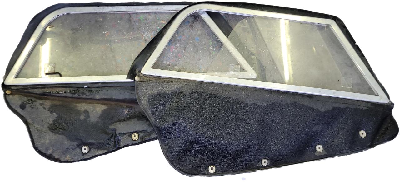 SIDESCREEN TRIUMPH TR2 TR3 LesAnciennes.com